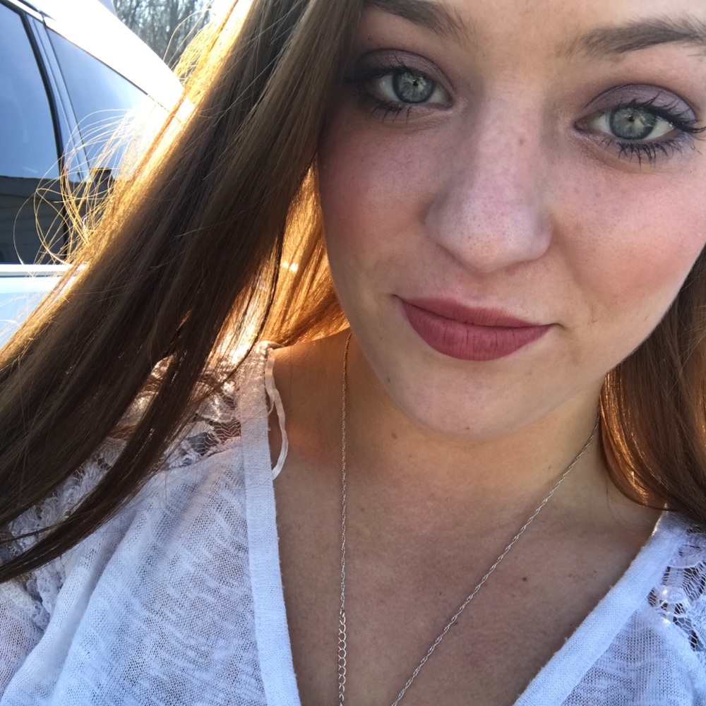 Meet your Posher, Allison